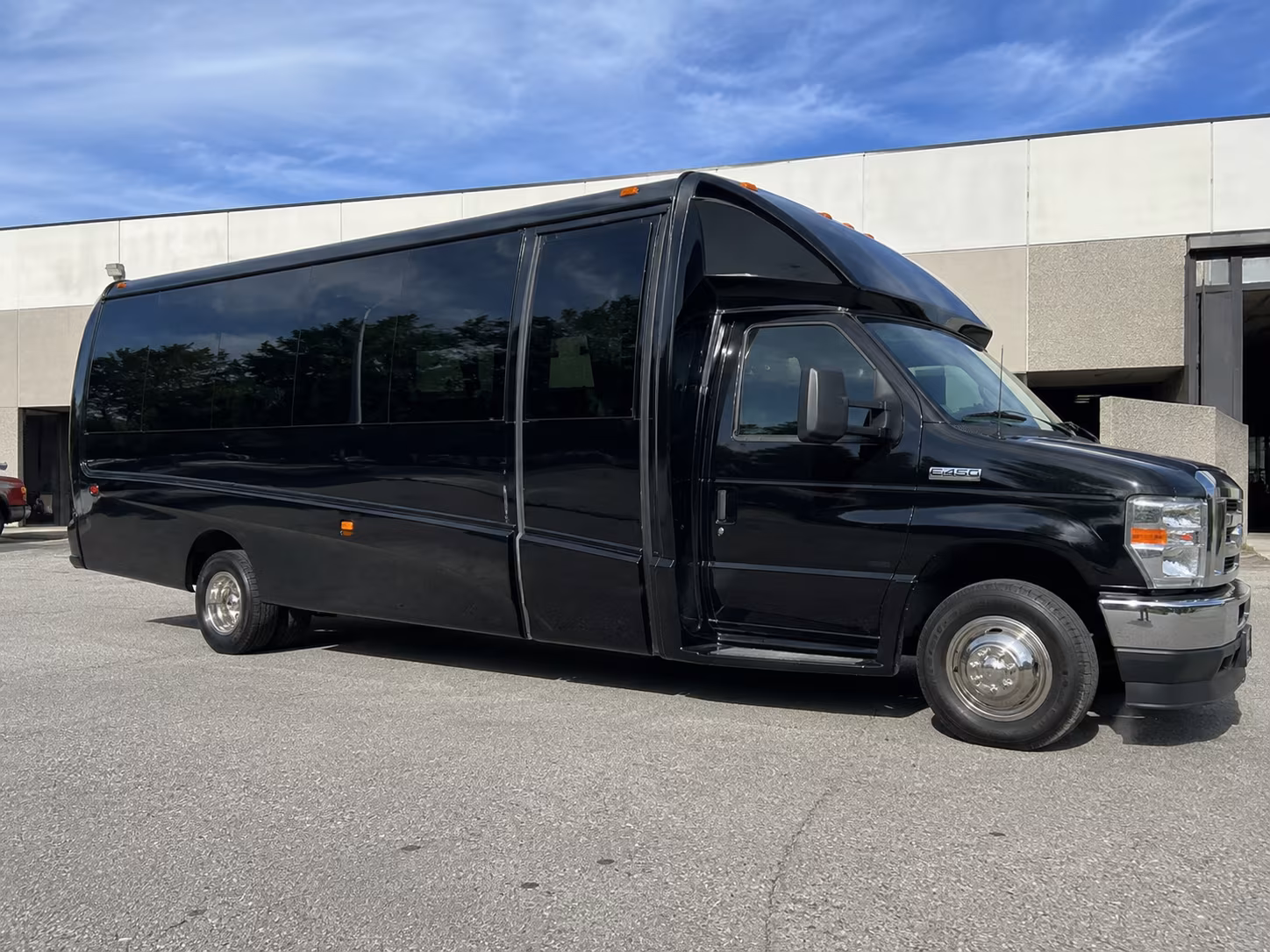 bus rentals for concerts and shows at mcallen venues