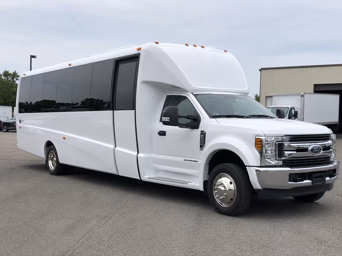 field trip buses for edinburg science and stem destinations