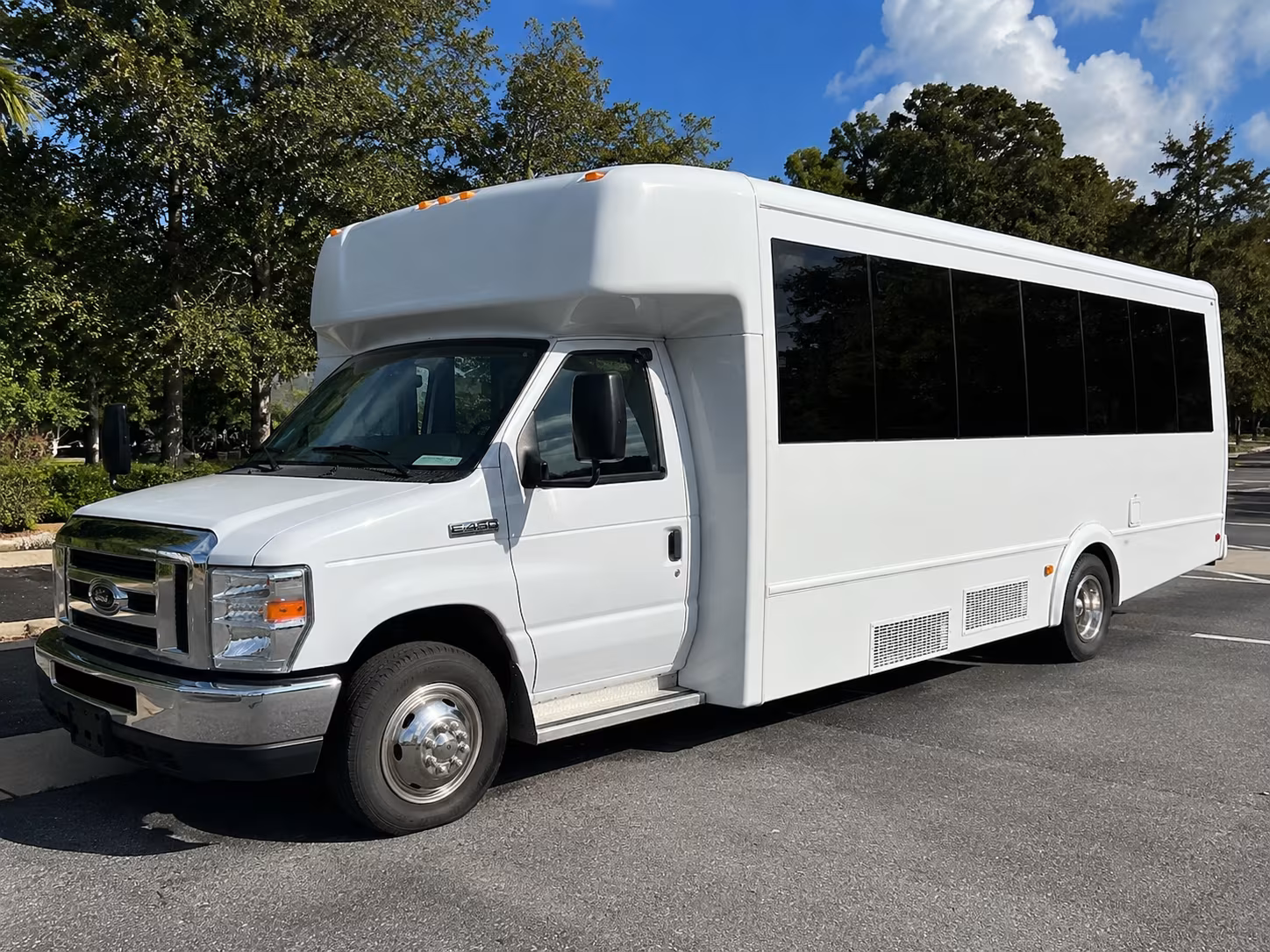mcallen entertainment nightlife district party bus rental