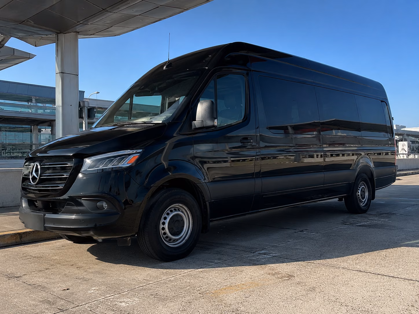 sprinter vans and buses for edinburg boxing and combat sports events